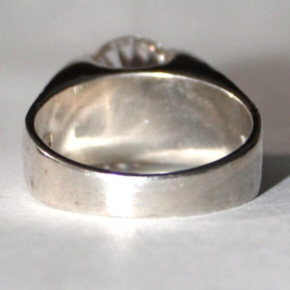 Sterling Silver Chunky Cubic Zirconia Ring 8 Grams SZ 7.5 - Picture 3 of 7